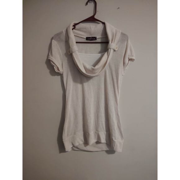 Almost Famous Women's Cream Sweater Blouse Light Weight Size L - Picture 1 of 3